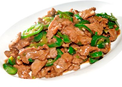 Stir-fried Beef with Hot Peppers <span style="color: #ff0000;">*</span>